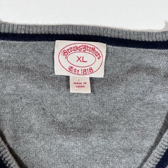 Brooks Brothers Argyle Diamond Red Grey V-Neck Sweater Men's Size XL - Picture 5 of 6